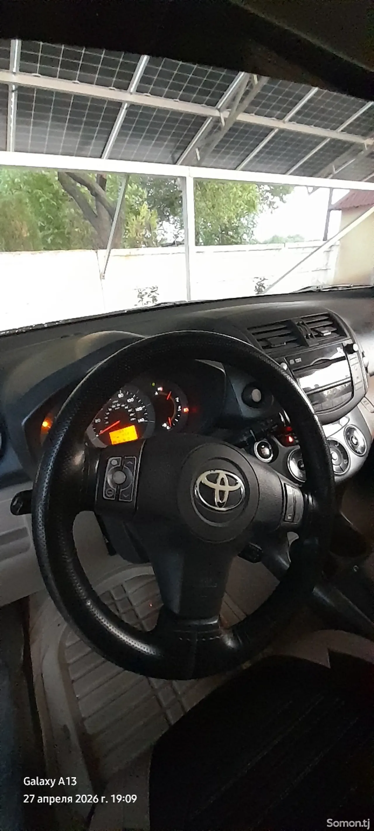 Toyota RAV 4 2011 · 2.5 AT