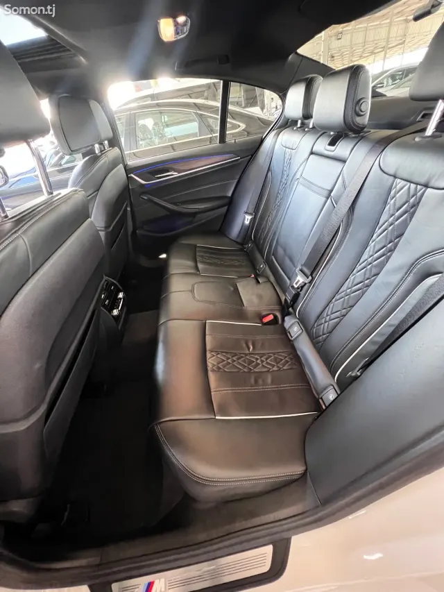 BMW 5 series 2017 · 2.0 AT