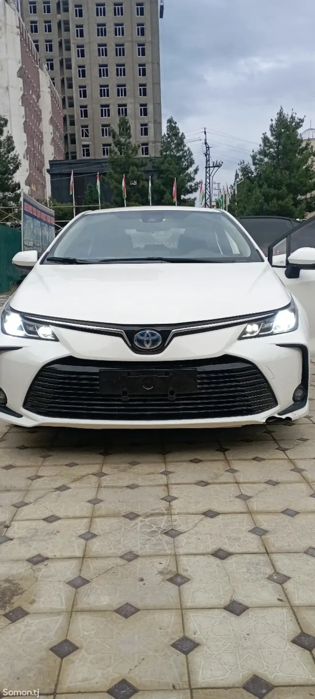 Toyota Corolla 2019 · 1.8 AT
