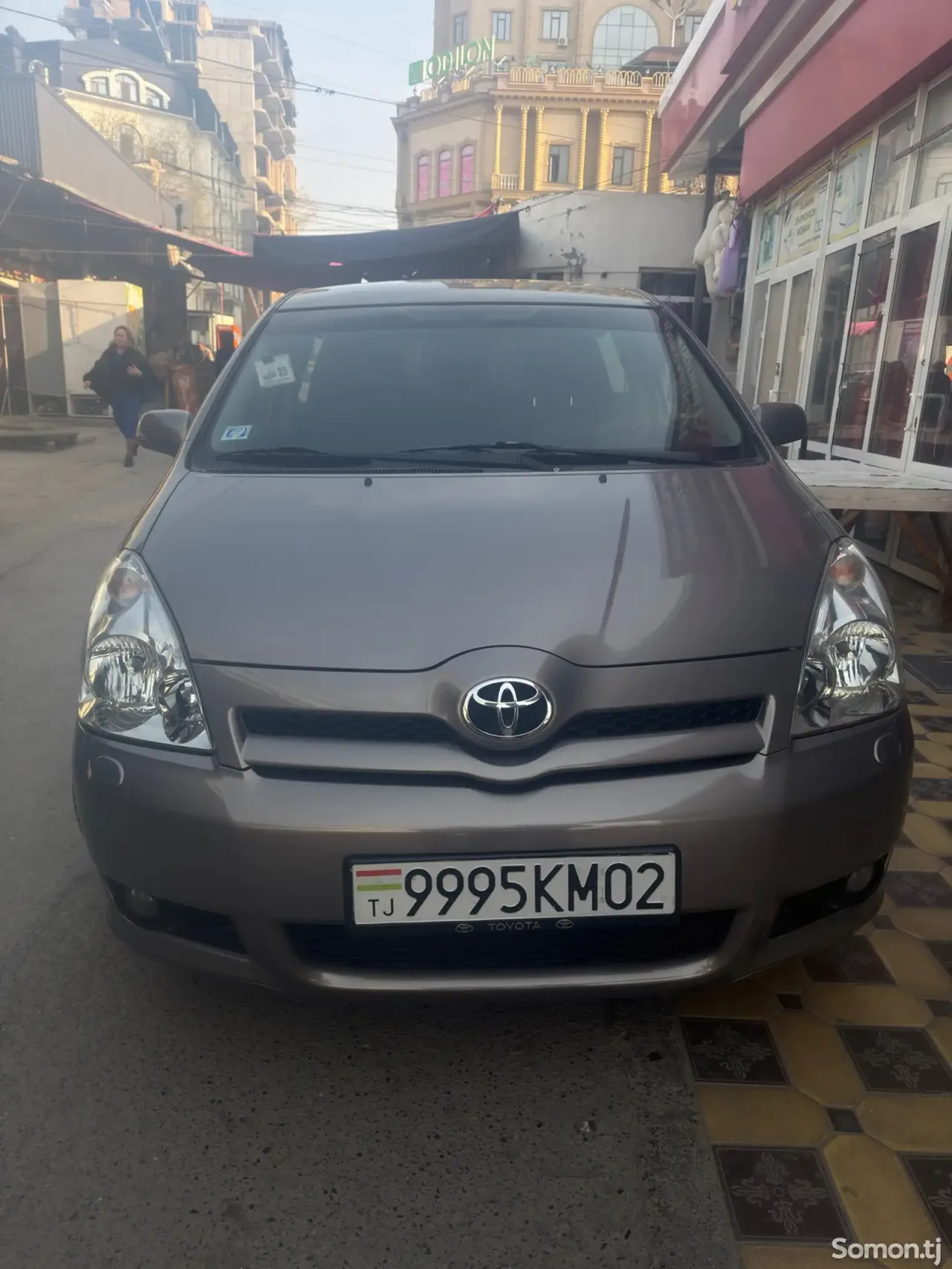 Toyota Verso 2007 · 1.8 MT