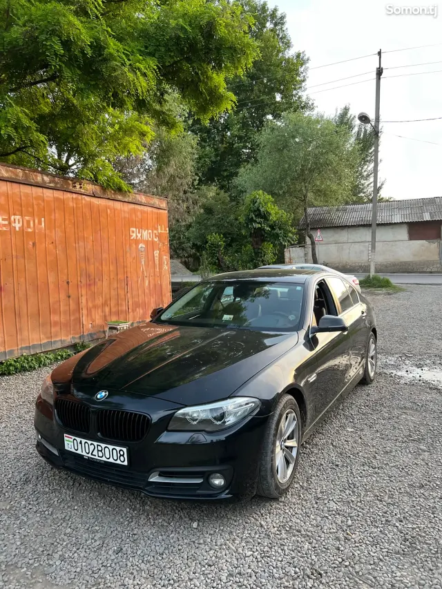 BMW 5 series 2016 · 2.0 AT