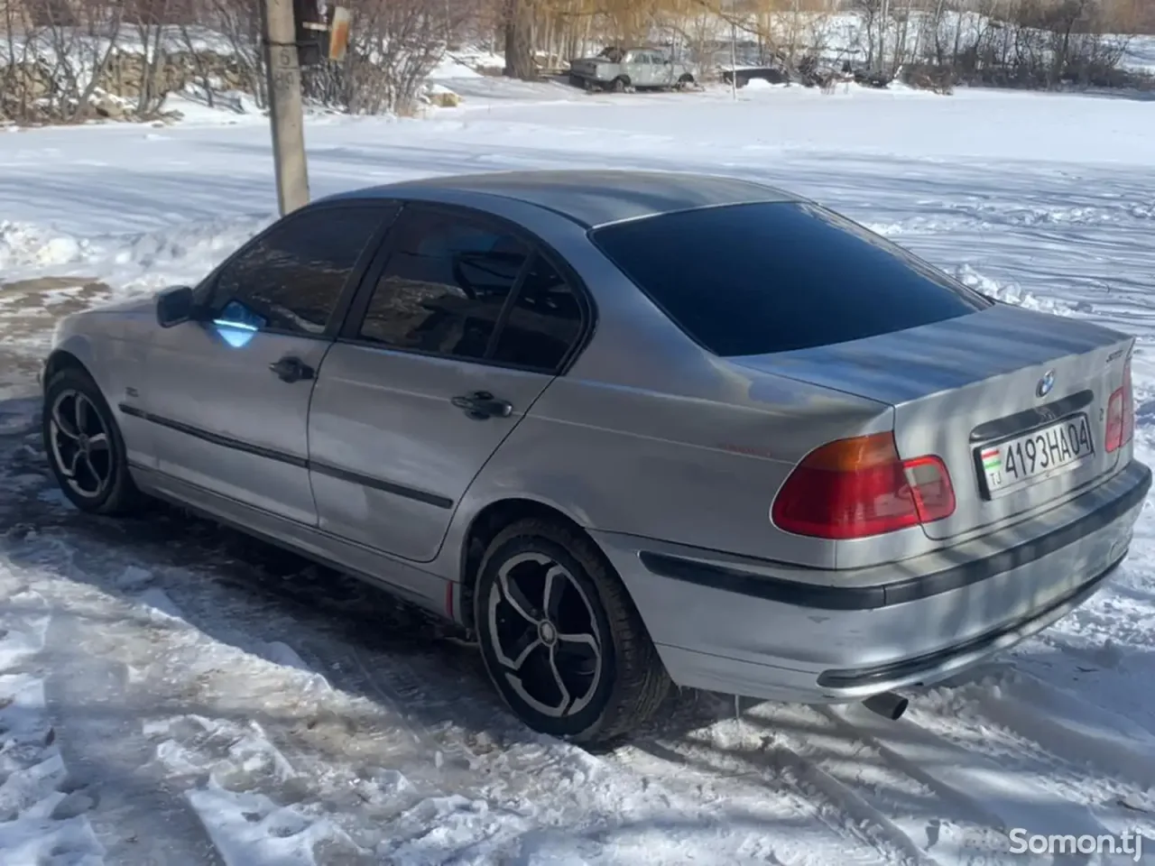 BMW 3 series 1999 · 1.6 MT