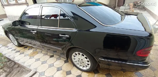 Mercedes-Benz E class 2002 · 2.8 AT