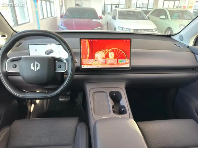 Leapmotor C16 2025 · AT
