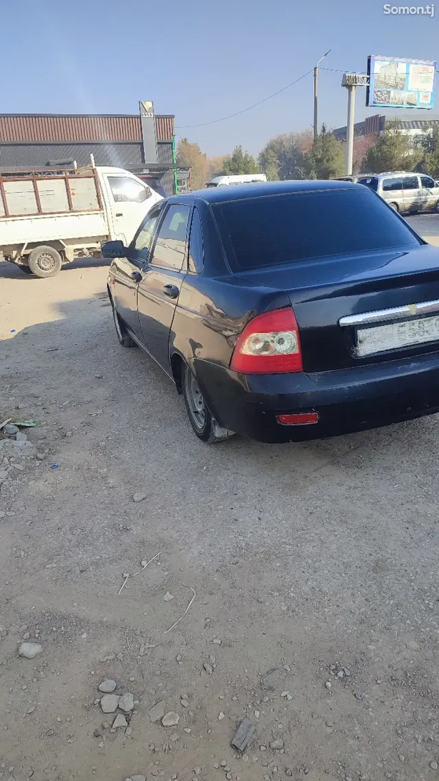 Lada (ВАЗ) Priora 2010 · 1.6 MT