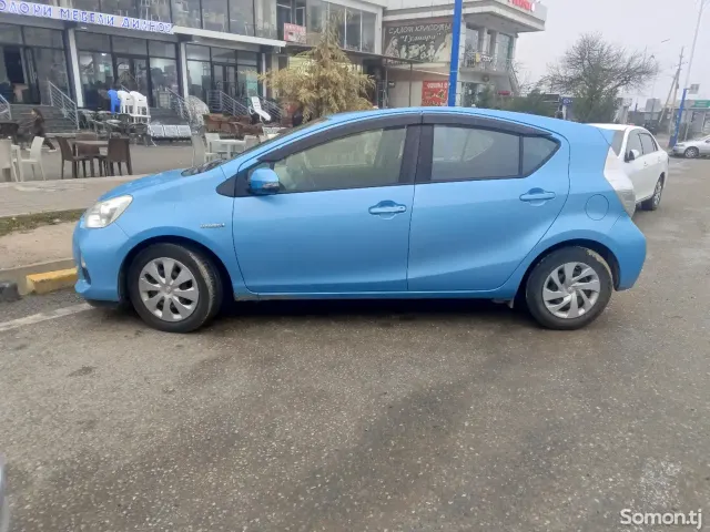 Toyota Aqua 2014 · 1.5 AT