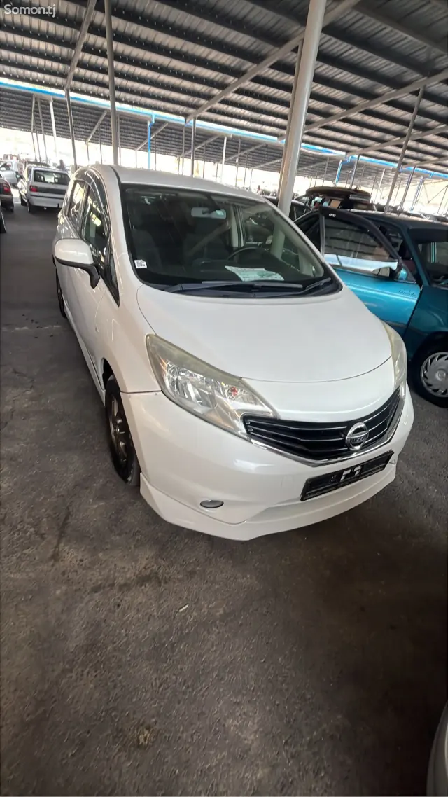Nissan Note 2014 · 1.4 AT