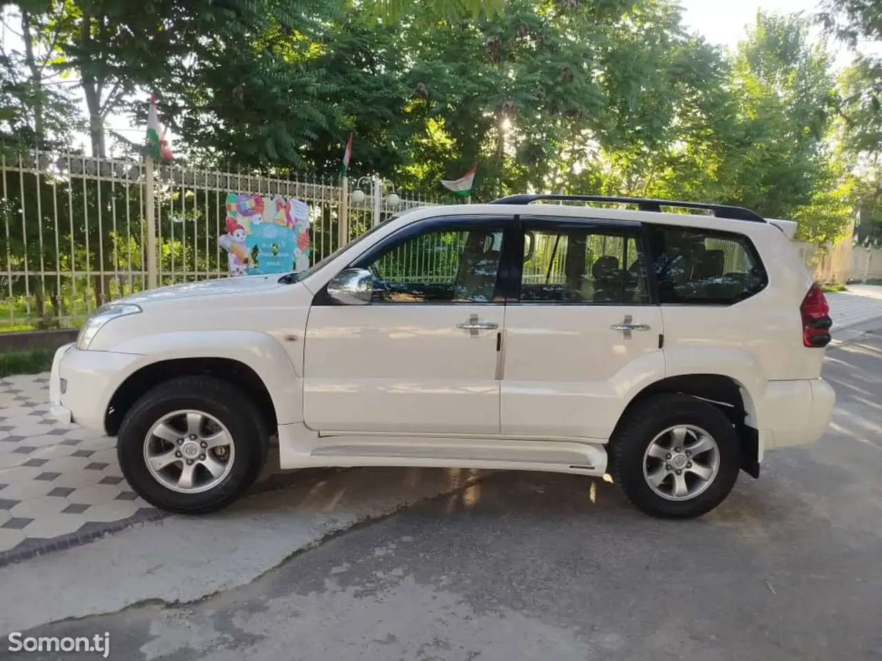 Toyota Land Cruiser Prado 2009 · 4.0 AT
