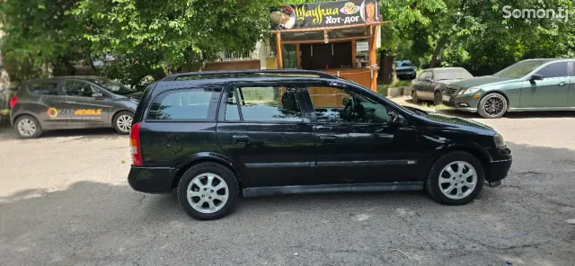 Opel Astra G 2002 · 1.6 MT