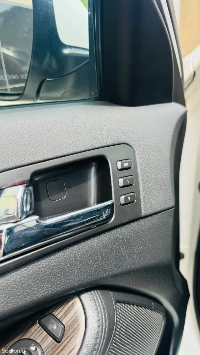 Kia K5 2011 · 2.0 AT