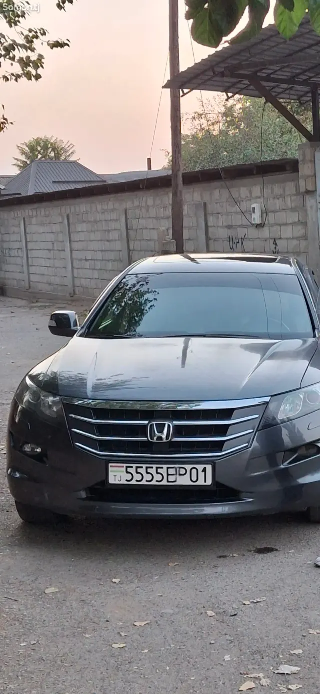 Honda Crosstour 2011 · 3.5 AT