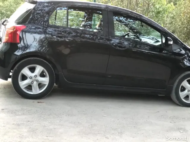 Toyota Vitz 2008 · 1.3 AT