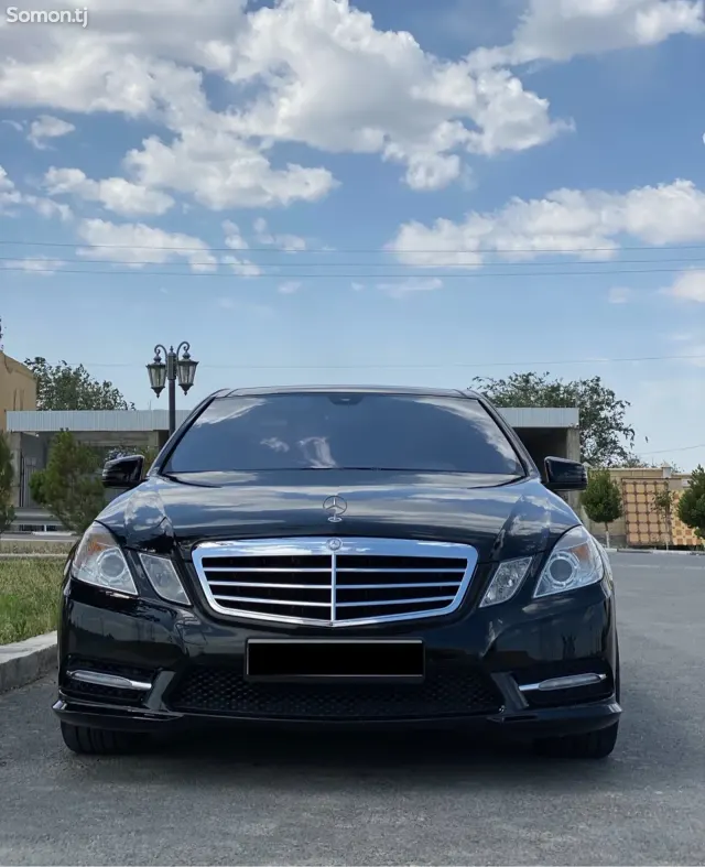 Mercedes-Benz E class 2010 · 3.5 AT