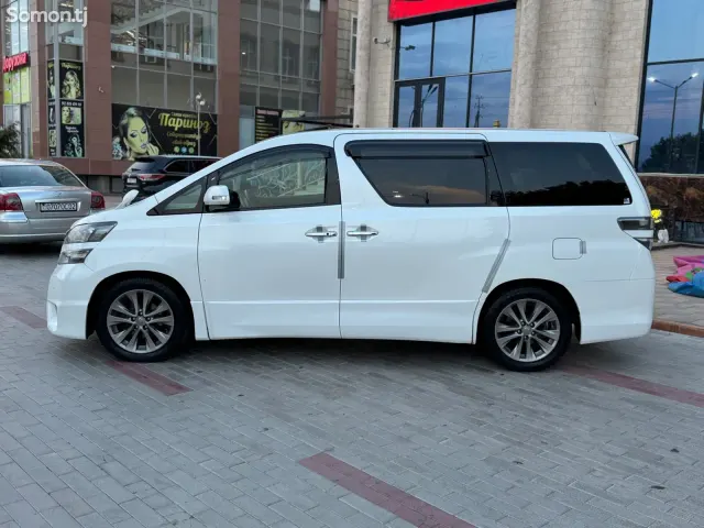 Toyota Vellfire 2014 · 3.5 AT
