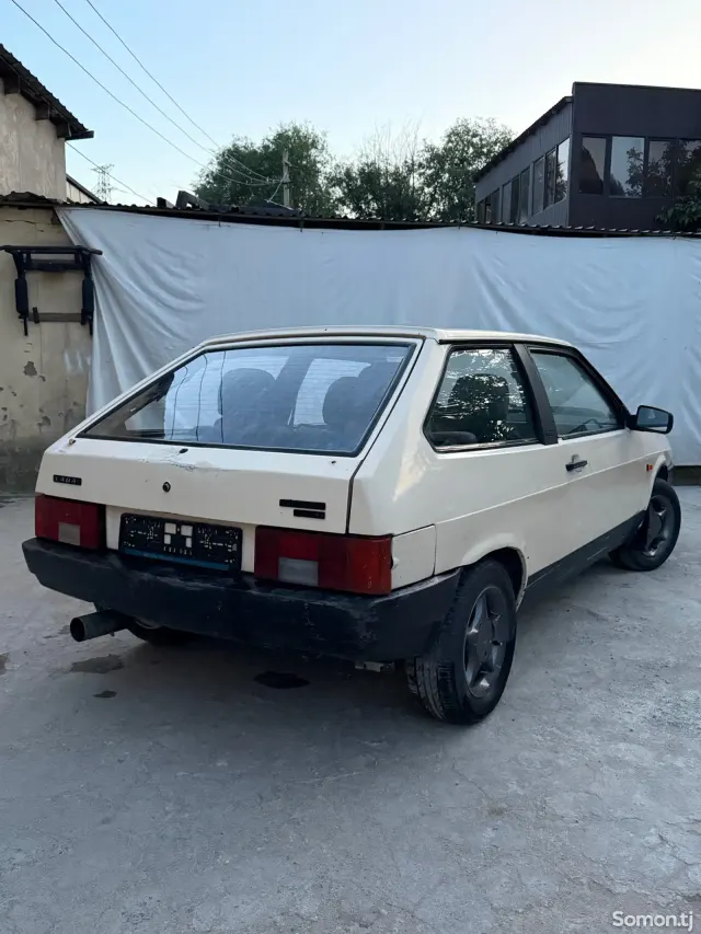 Lada (ВАЗ) 2108 1988 · 1.5 MT