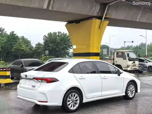 Toyota Corolla 2023 · 1.8 AT