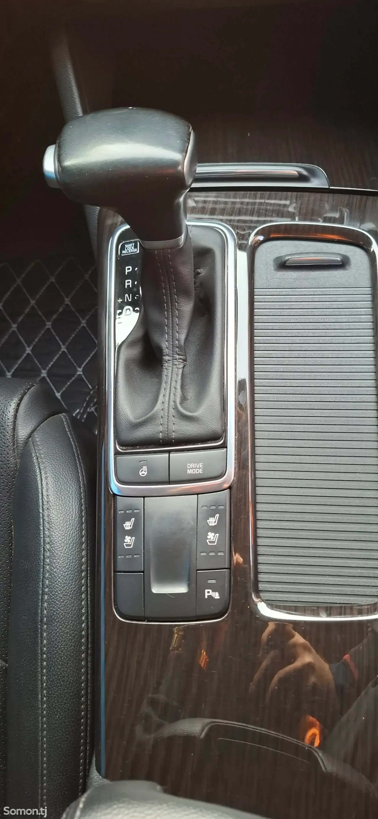 Kia K5 2016 · 2.0 AT