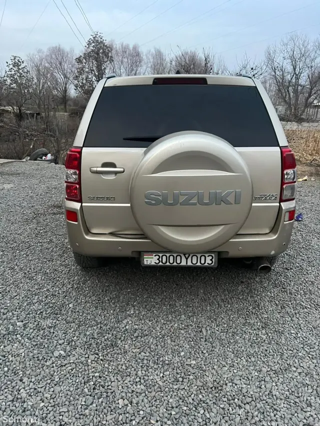 Suzuki Grand Vitara 2009 · 2.0 AT