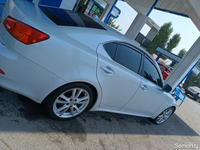 Lexus IS series 2007 · 2.5 AT