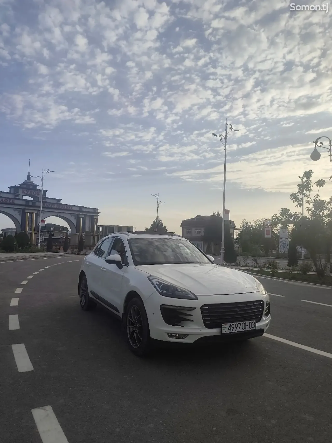 Zotye SR9 2016 · 2.0 AT