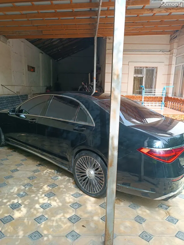 Mercedes-Benz S class 2007 · 5.5 AT