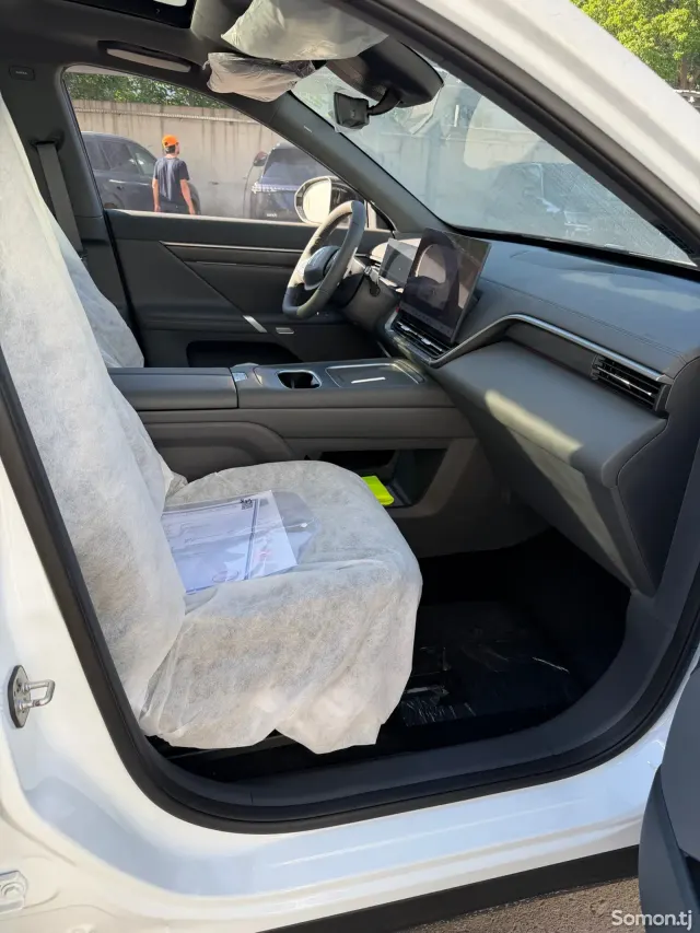 Dongfeng EP 008 2026 · 1.8 AT