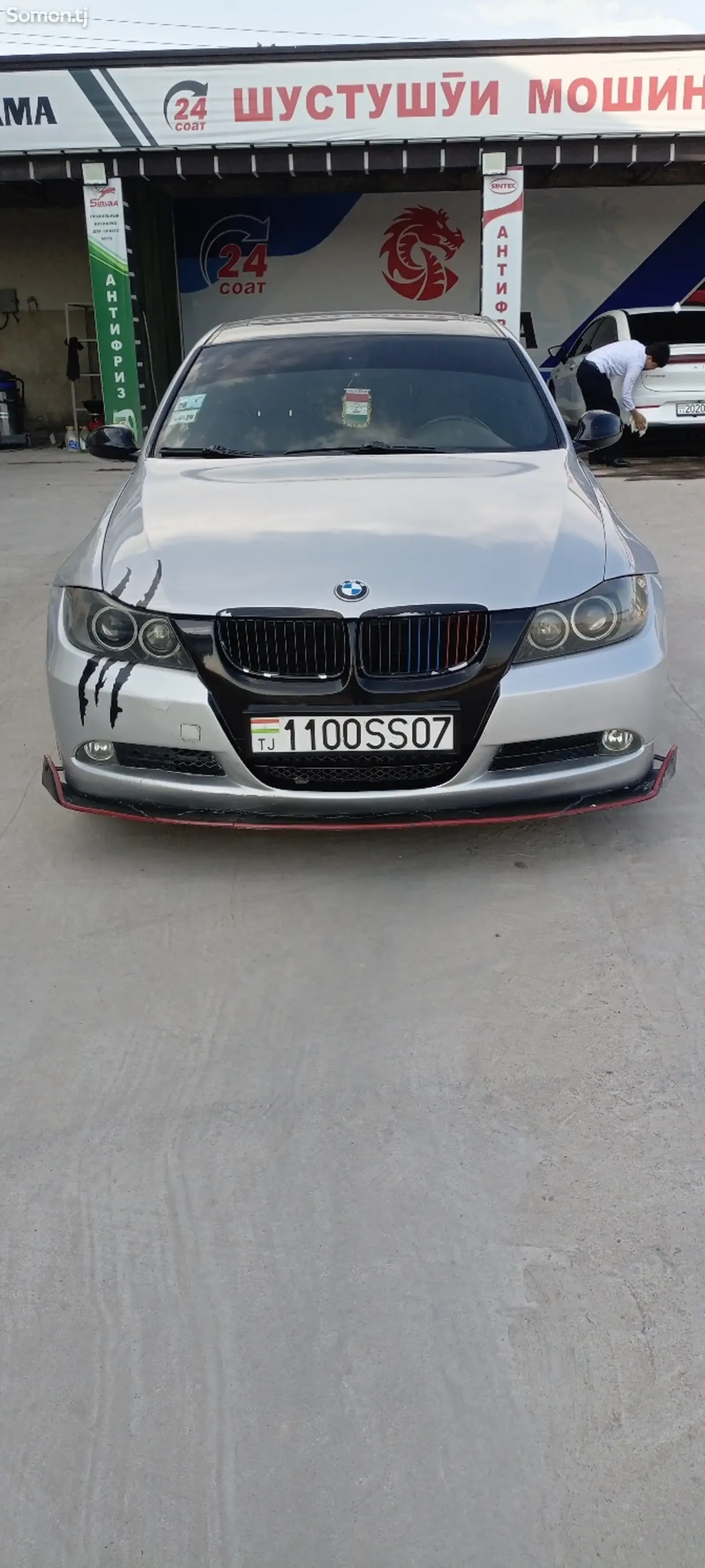 BMW 3 series 2008 · 2.0 AT