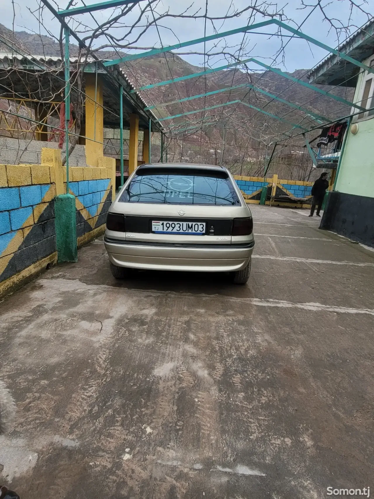 Opel Astra F 1995 · 1.6 MT