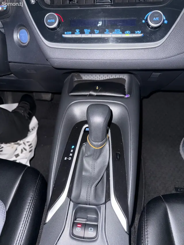 Toyota Corolla 2022 · 1.8 AT