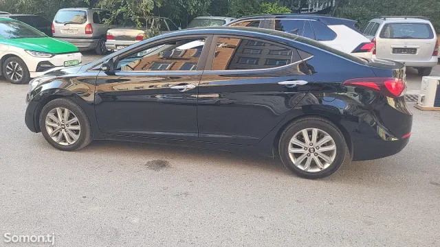 Hyundai Avante 2014 · 1.6 AT