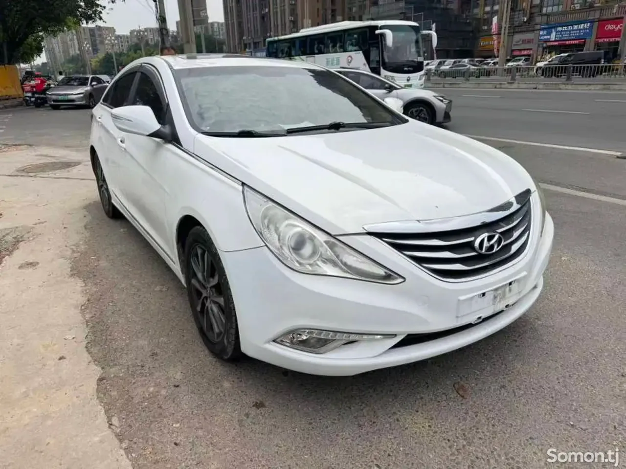 Hyundai Sonata 2016 · 2.0 AT