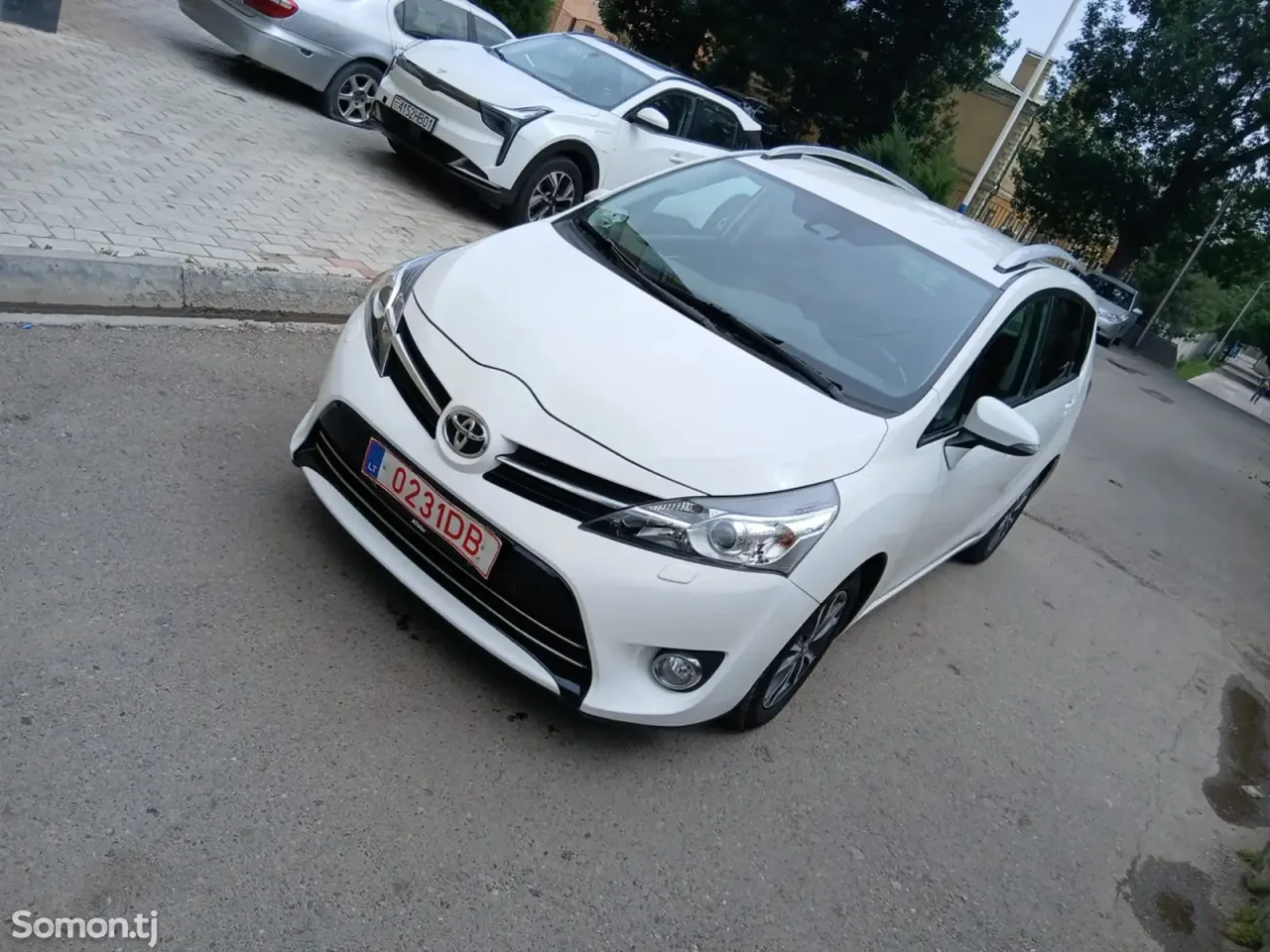 Toyota Verso 2016 · 1.6 MT