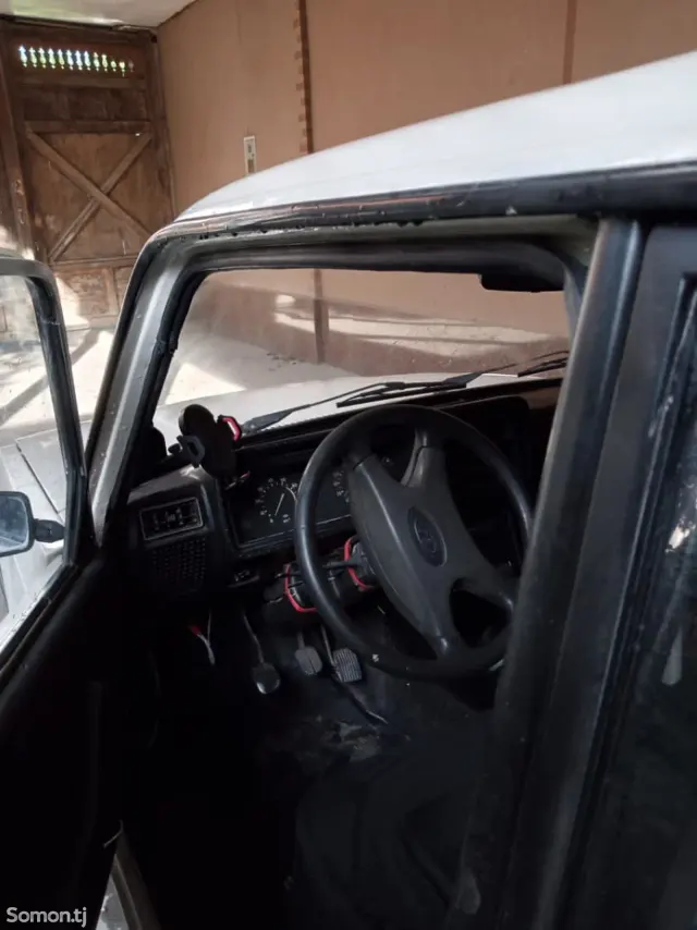 Lada (ВАЗ) 2107 1999 · 0.6 MT