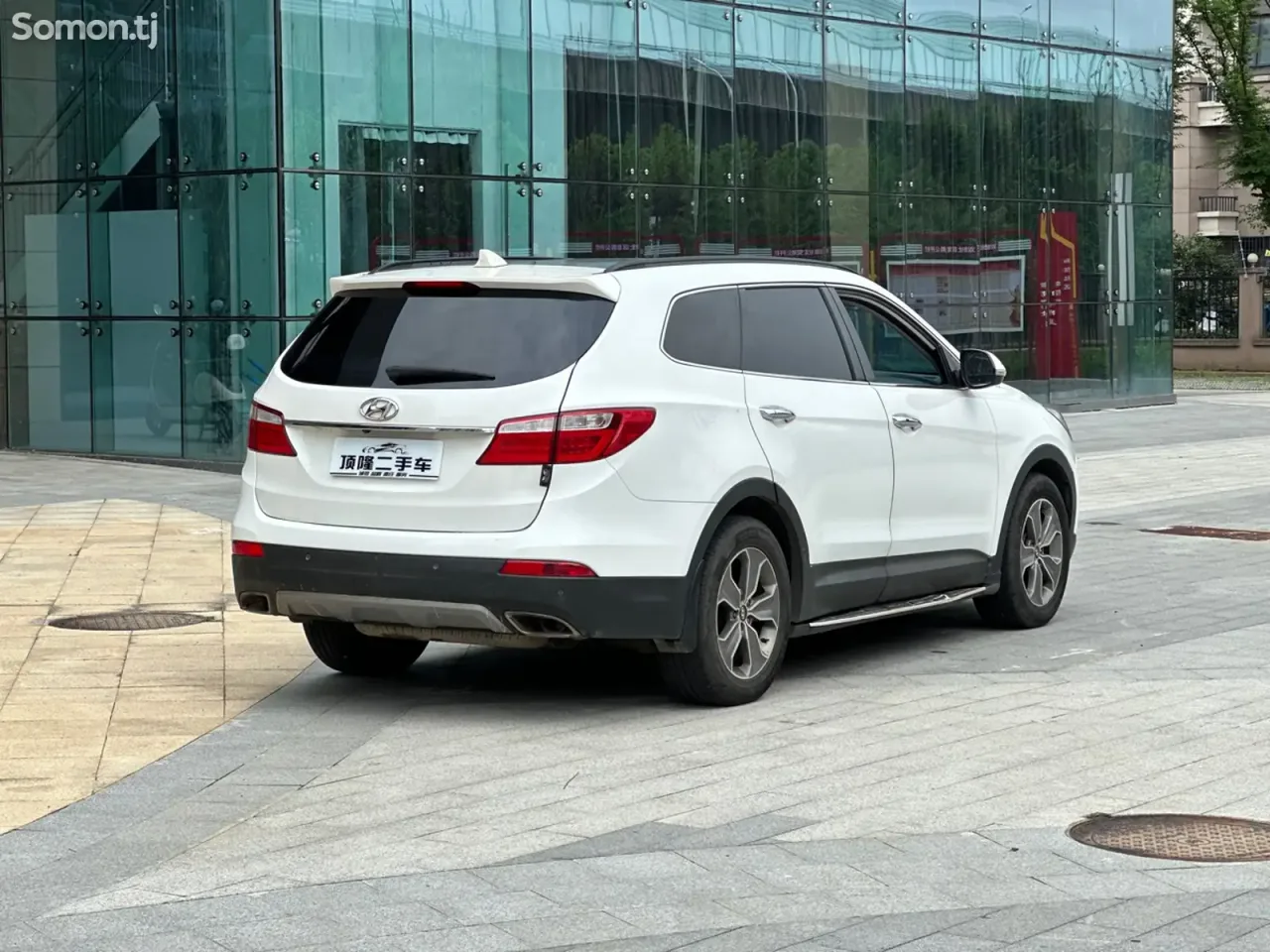 Hyundai Santa Fe 2014 · AT