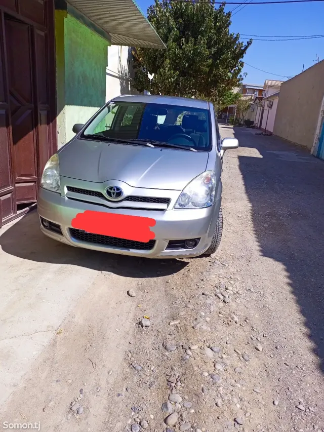 Toyota Verso 2006 · 1.6 MT