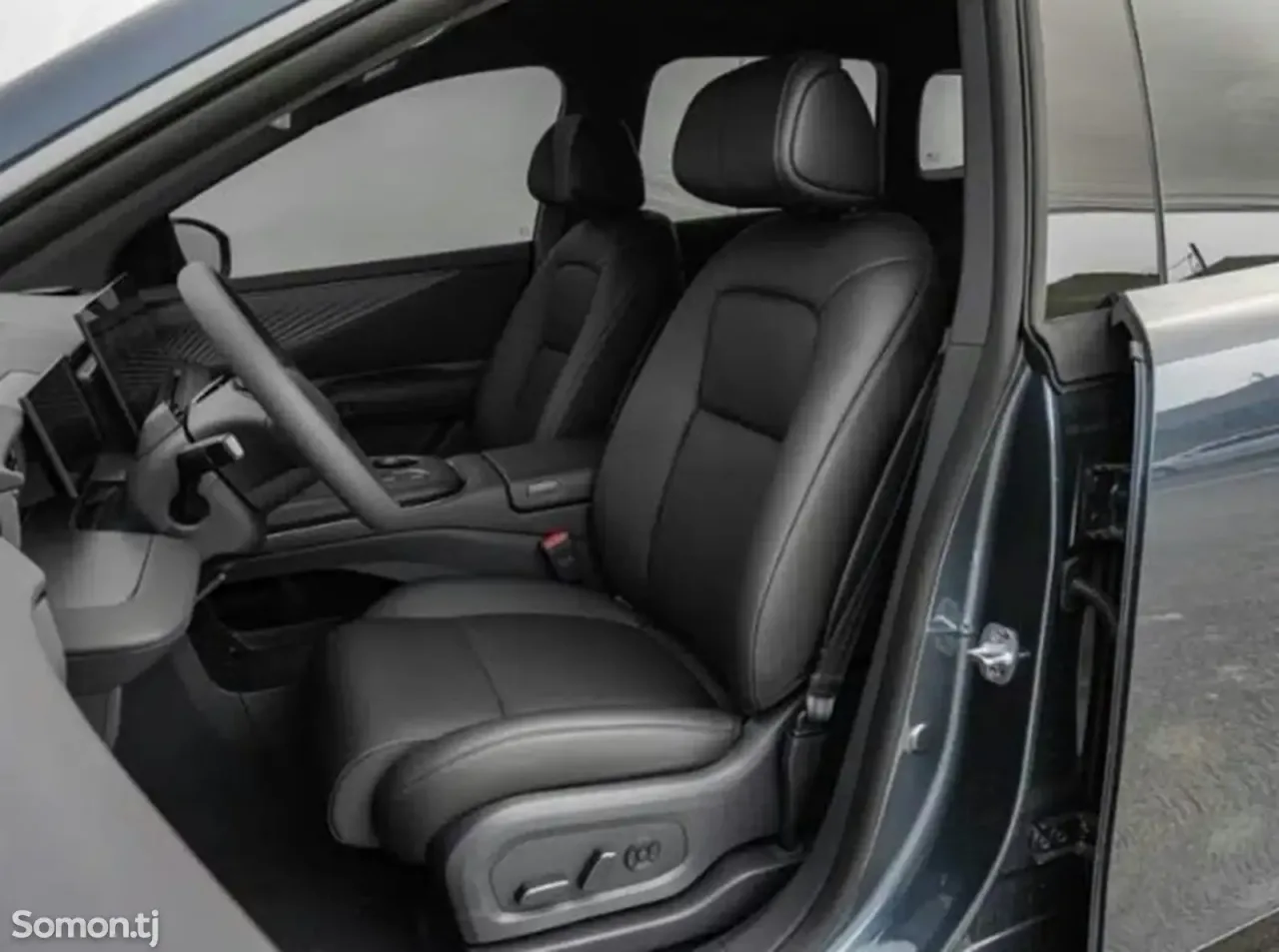Nissan 100 NX 2026 · AT