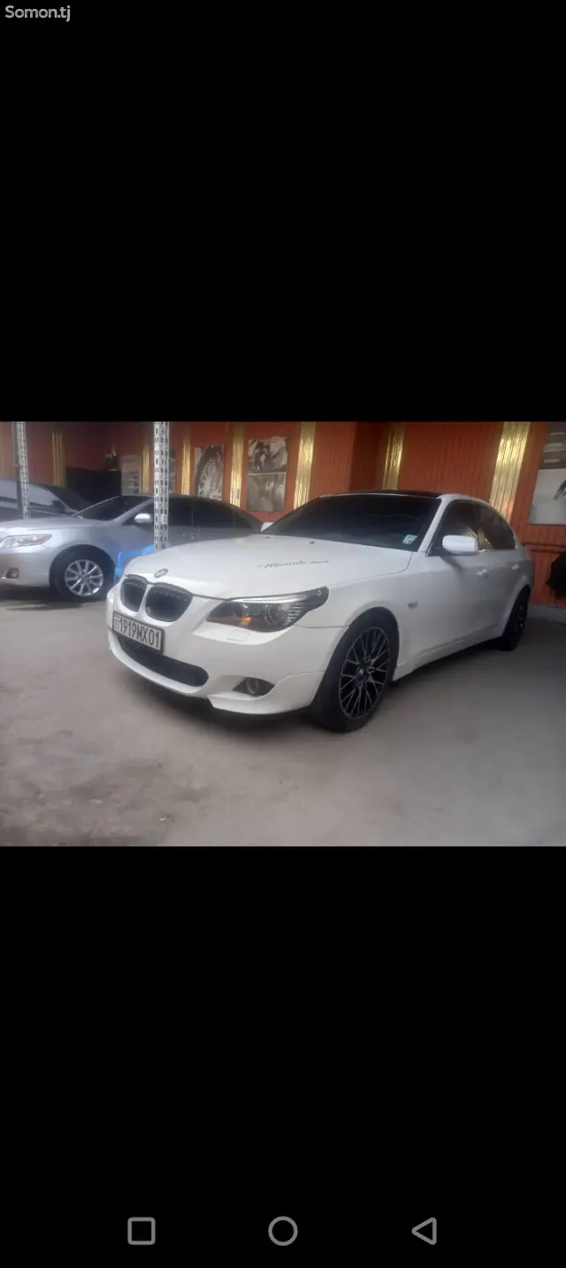 BMW M5 2005 · 2.2 AT