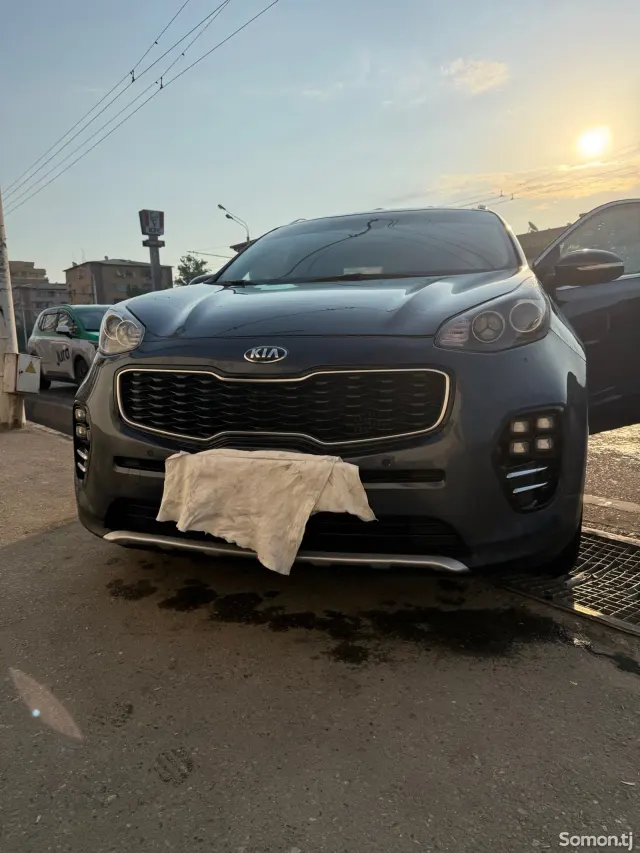 Kia Sportage 2018 · 2.0 AT