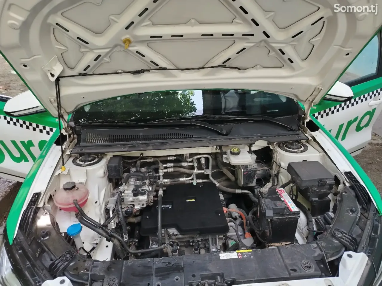 BYD E2 2023 · 0.4 CVT
