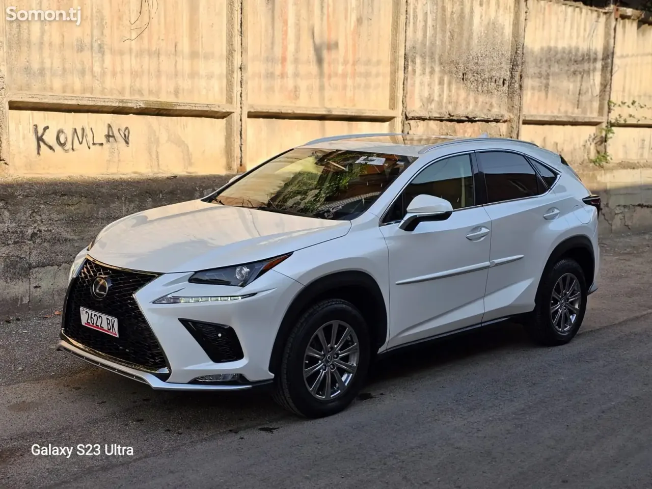 Lexus NX series 2017 · 2.0 AT