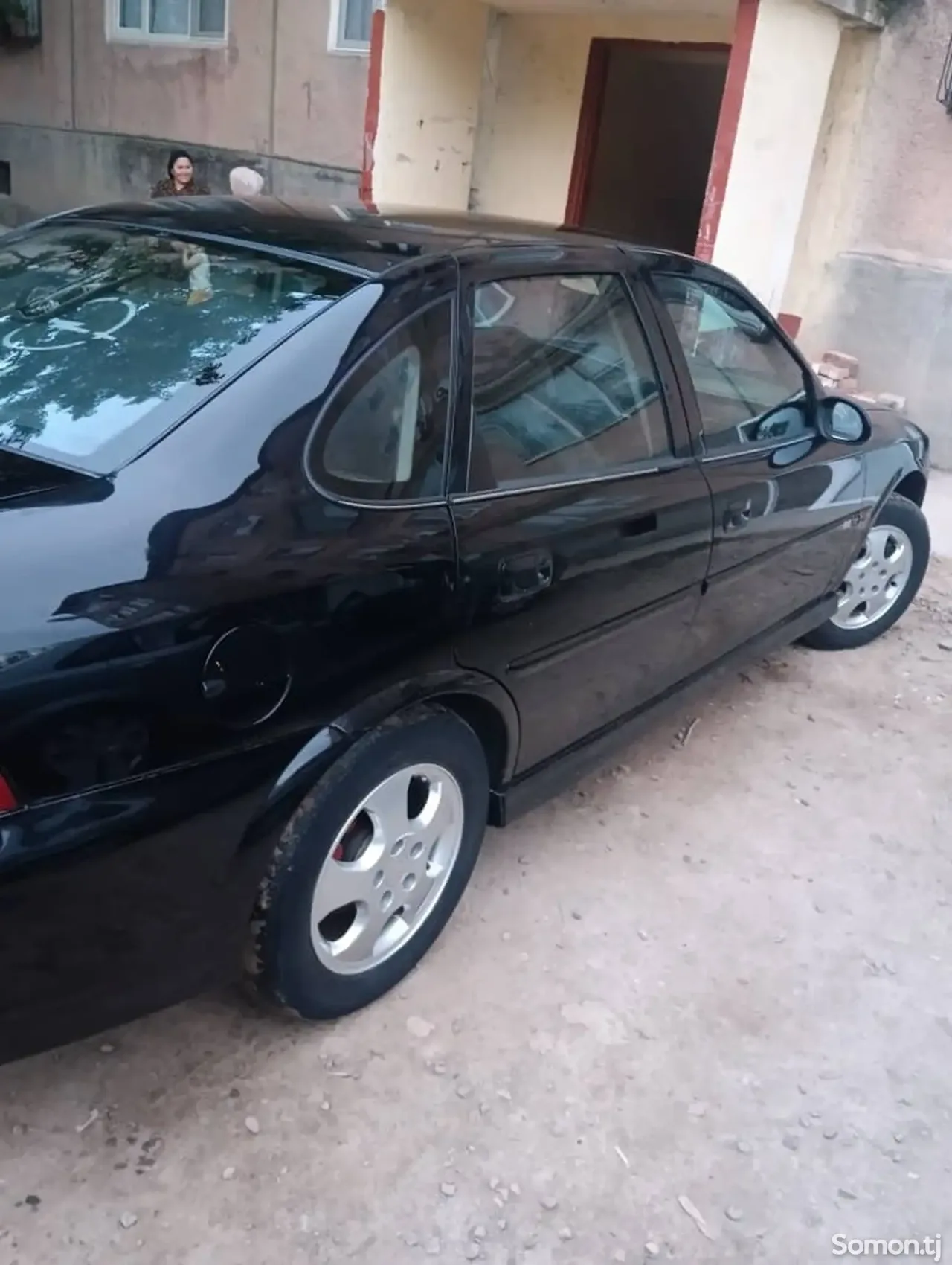 Opel Vectra B 2000 · 1.6 MT