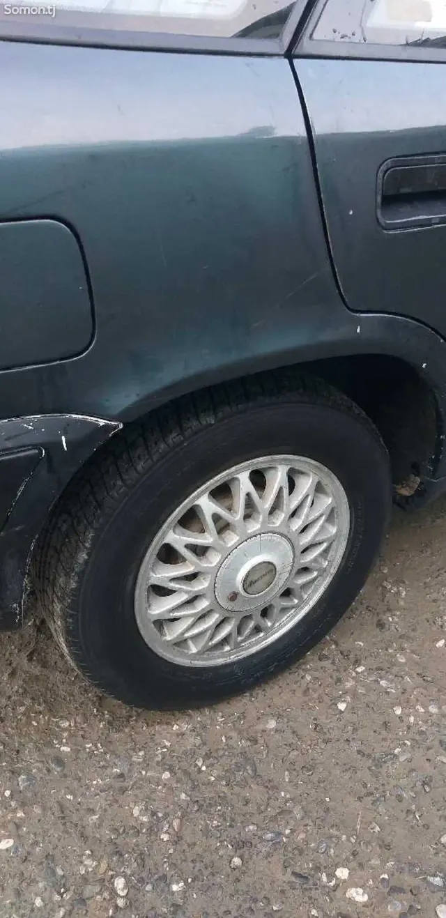 Daewoo Espero 1997 · 1.8 MT