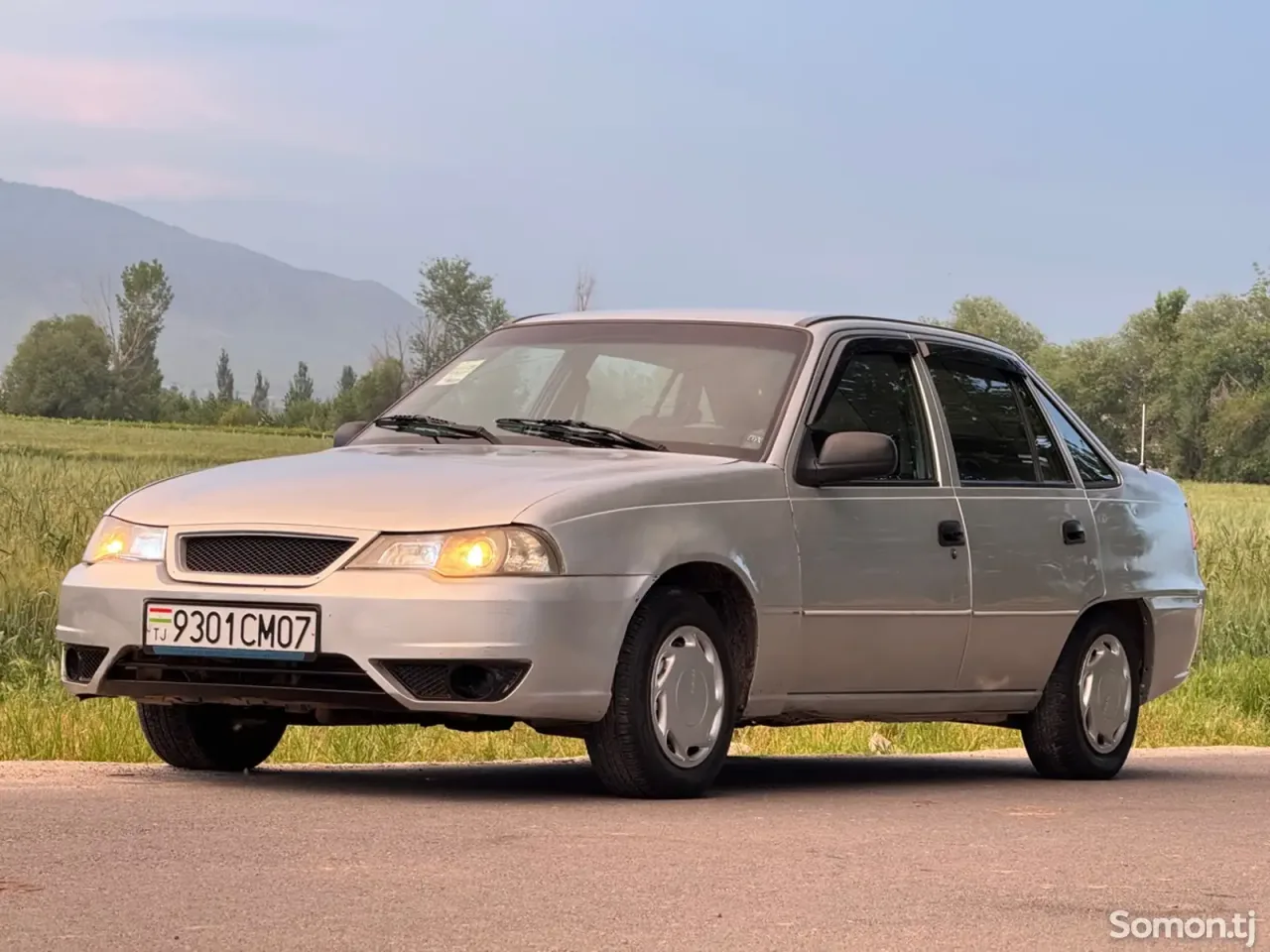 Daewoo Nexia 1995 · 1.6 MT