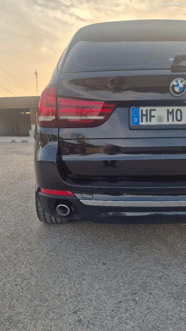 BMW X5 2015 · 3.0 AT