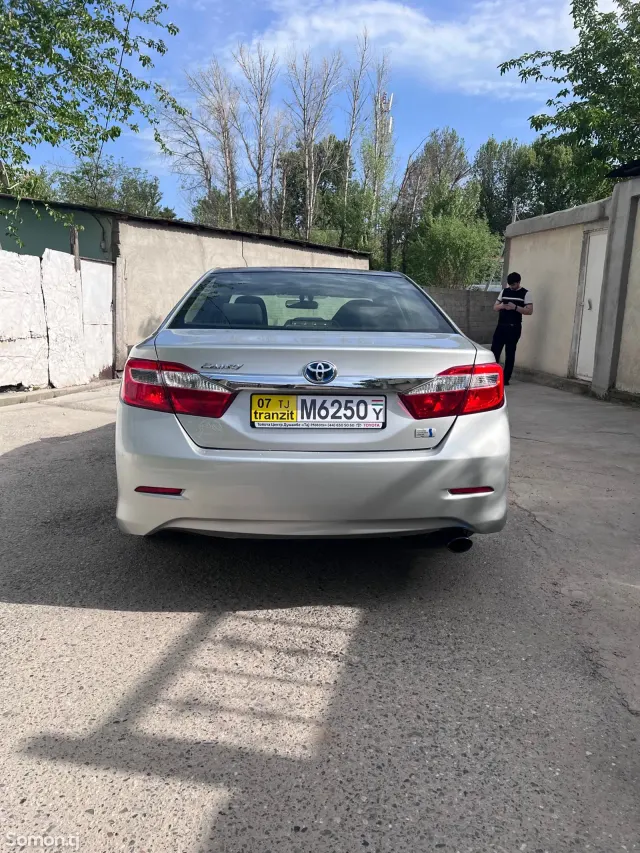 Toyota Camry 2012 · 2.5 AT