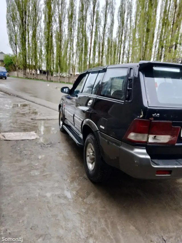 Ssang Yong Musso 2000 · 2.0 MT