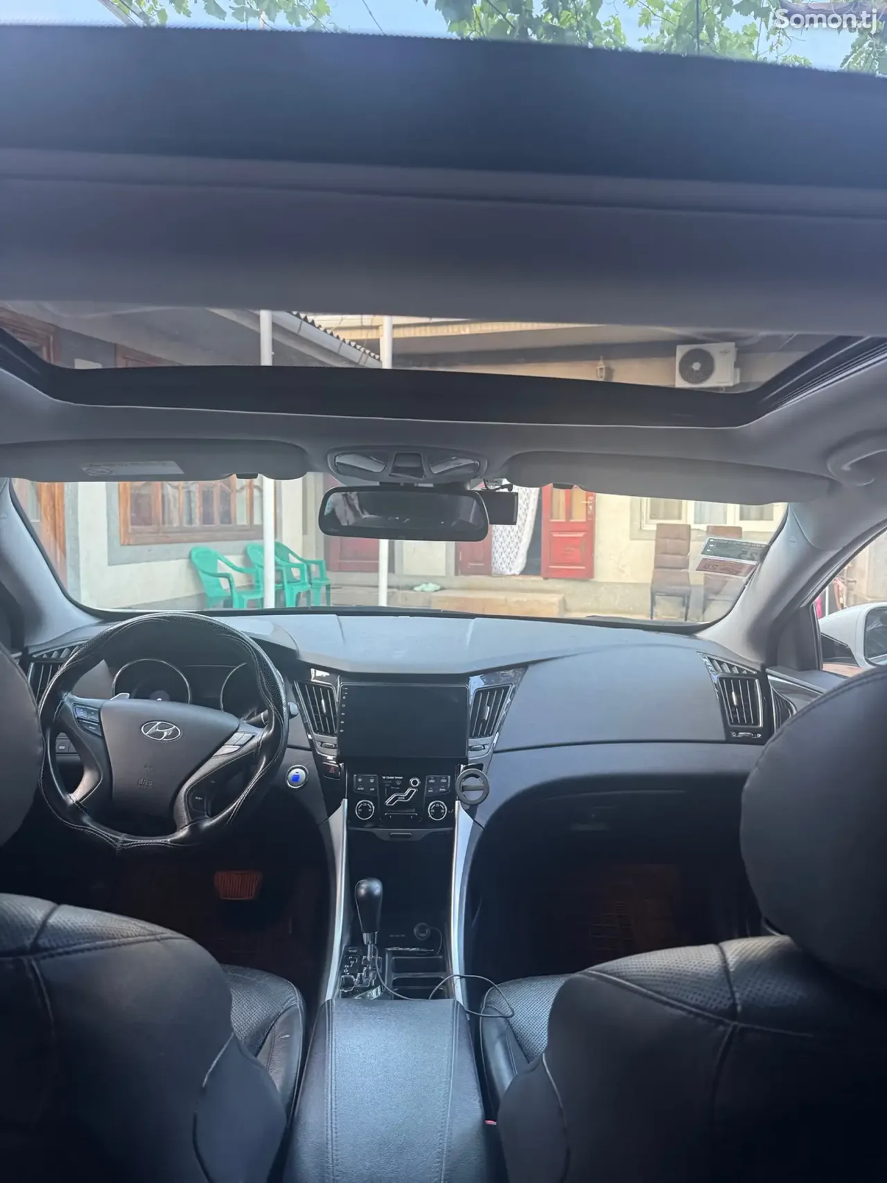 Hyundai Sonata 2011 · 2.0 AT