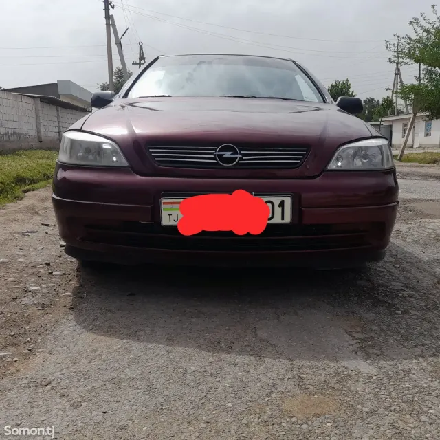 Opel Astra G 1998 · 1.6 MT