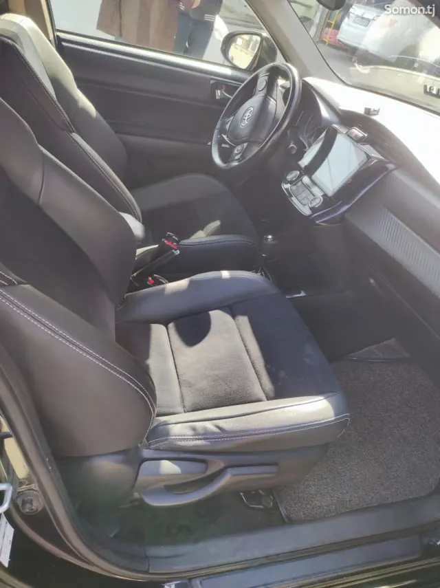Toyota Fielder 2014 · 1.5 AT