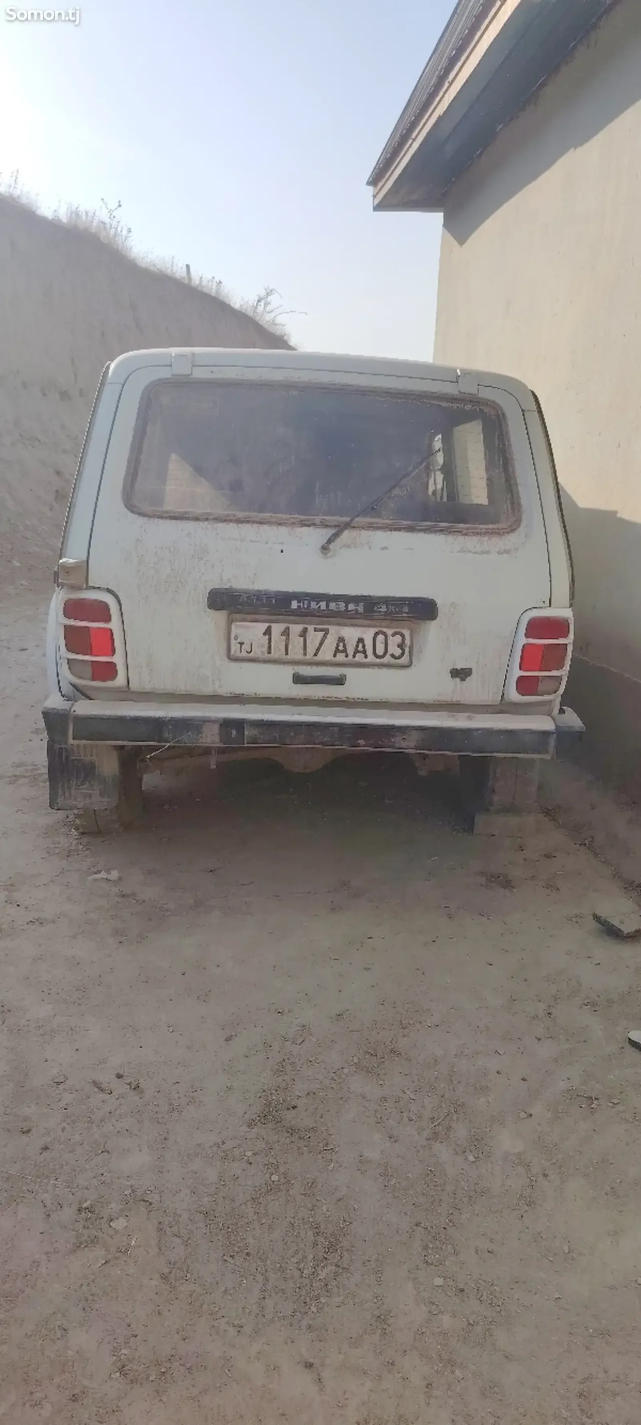 Lada (ВАЗ) Нива 1999 · 1.7 MT